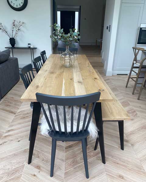 Chiswick Oak Dining Table, Best Chairs For Oak Dining Table
