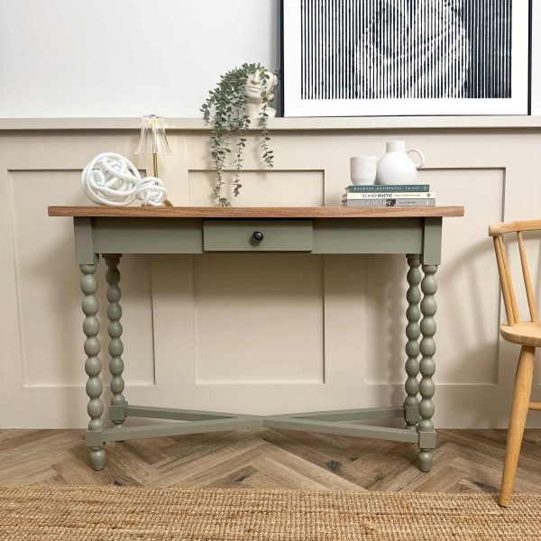 Bobbin-Console-Front