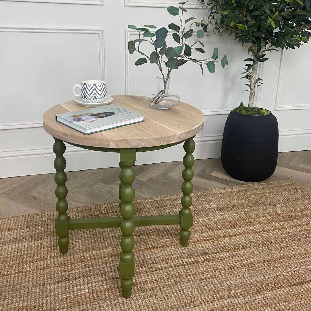 Round-Bobbin-Leg-Coffee-Table-with-Solid-Oak-Top---White-painted-in