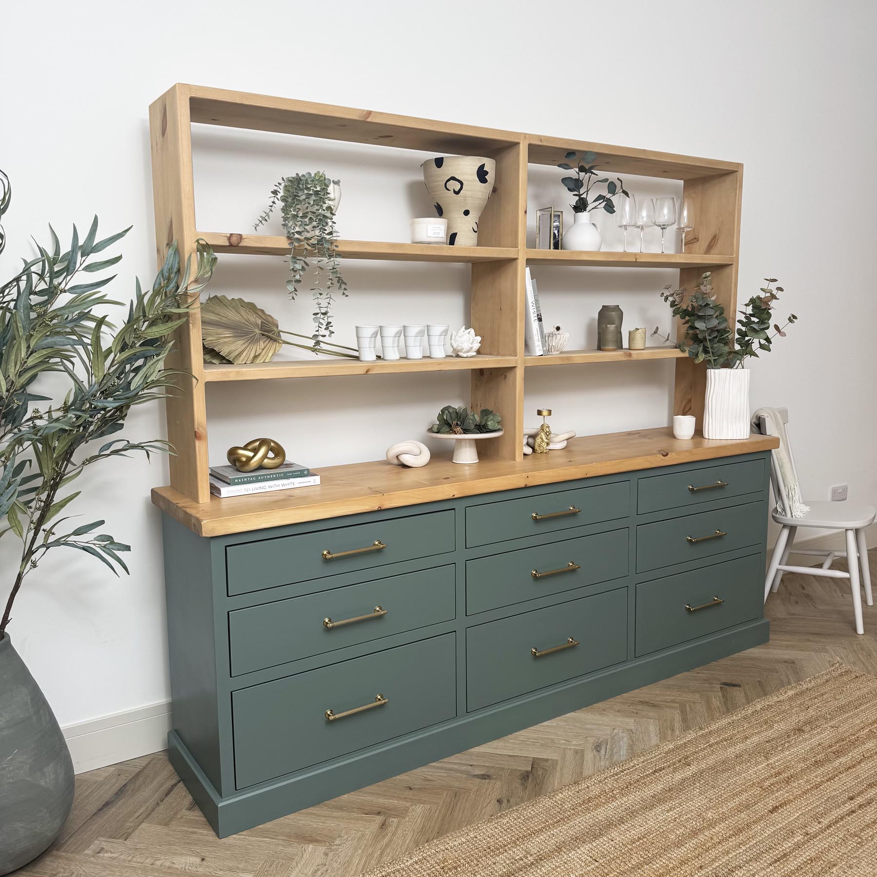 Large Hayden Dresser - Pine Top - Image 3