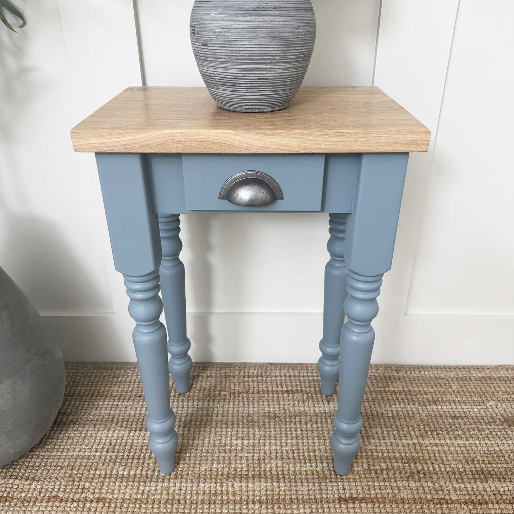 Oak Top Windsor Lamp Table - De Nimes, Smoke 5%